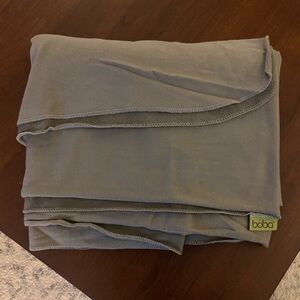 CLASSIC BOBA WRAP CARRIER IN GRAY